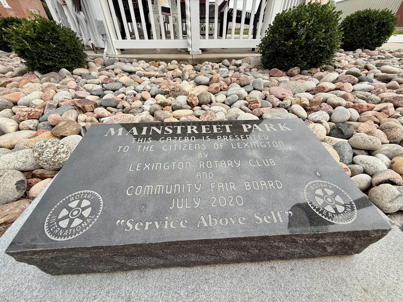 Mainstreet Park granite plaque presented by Lexington Rotary Club, July 2020, Service Above Self